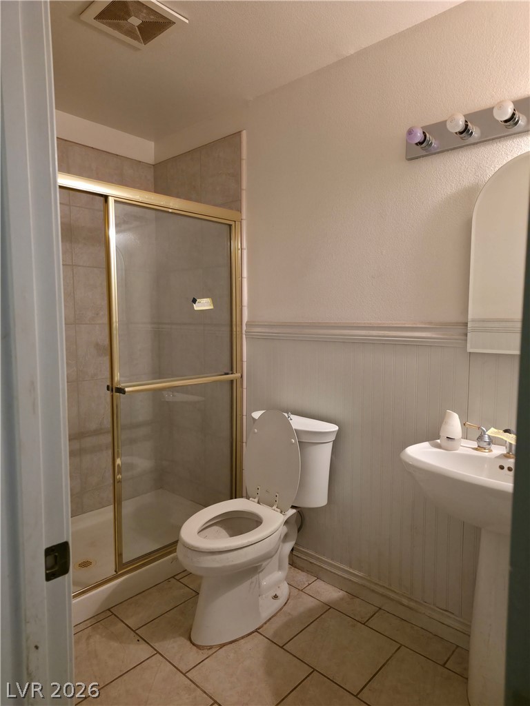 Photo 4 of 1510 Silver Point Avenue