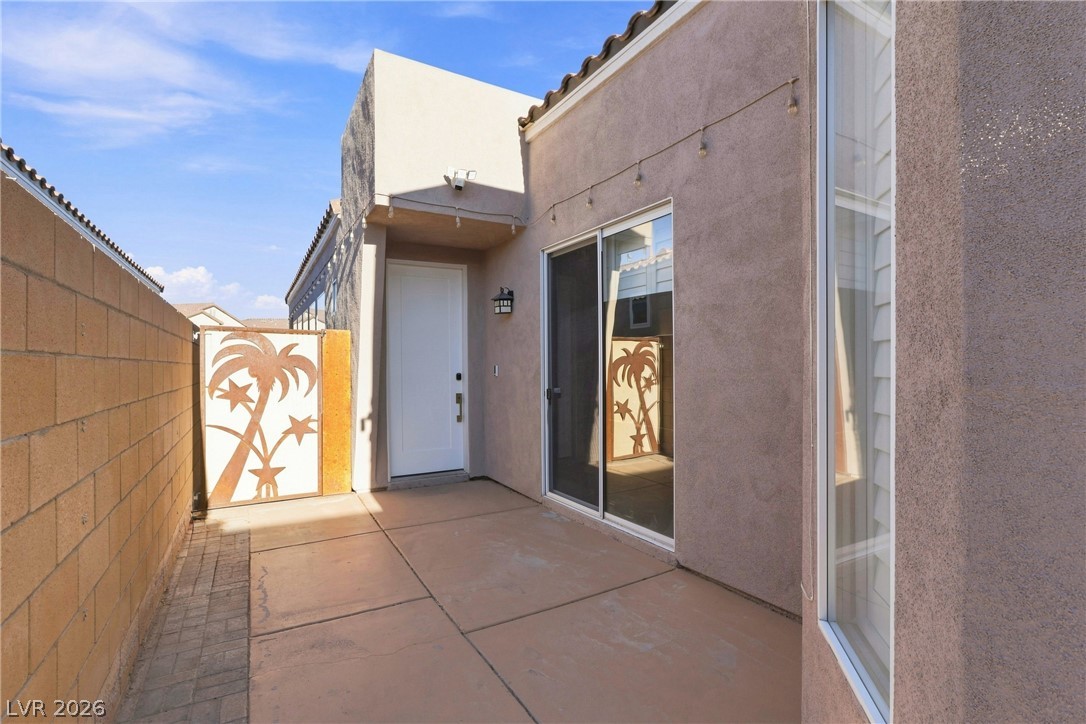 Photo 13 of 42, 9224 Aqueduct Street