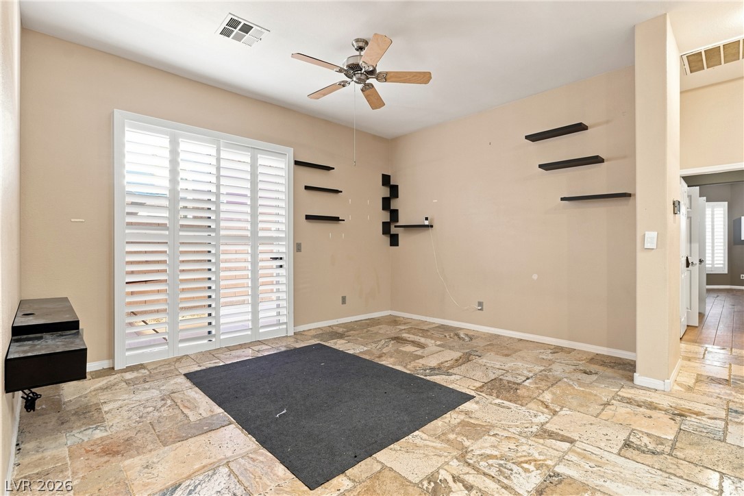 Photo 18 of 42, 9224 Aqueduct Street
