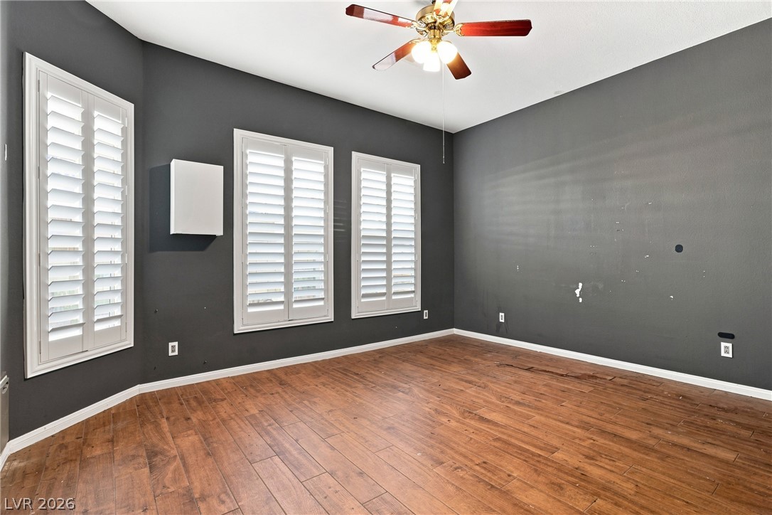Photo 33 of 42, 9224 Aqueduct Street