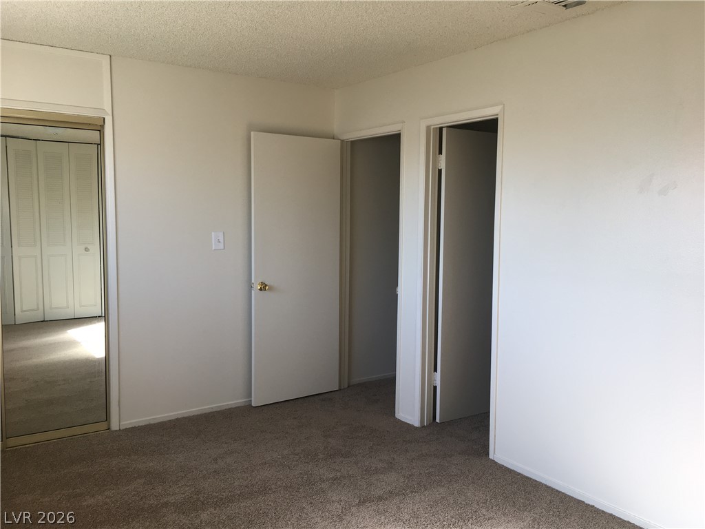 Photo 22 of 25, 146 Greenbriar Townhouse Way