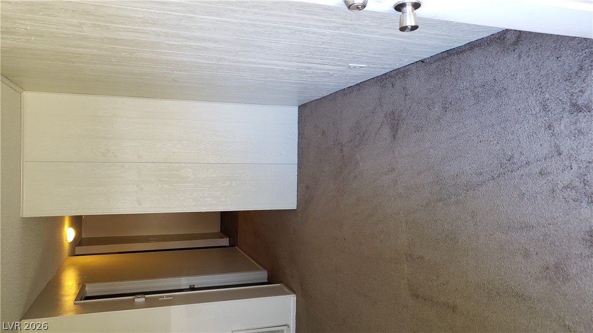Photo 5 of 146 Greenbriar Townhouse Way