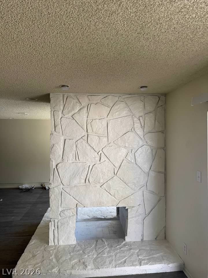 Photo 4 of 212 Bradshaw Way
