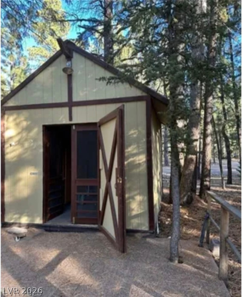 Photo 4 of 1275 N Piute Dr