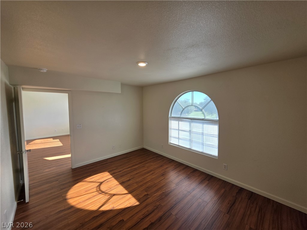 Photo 15 of 79, 3125 N Buffalo Drive #2104