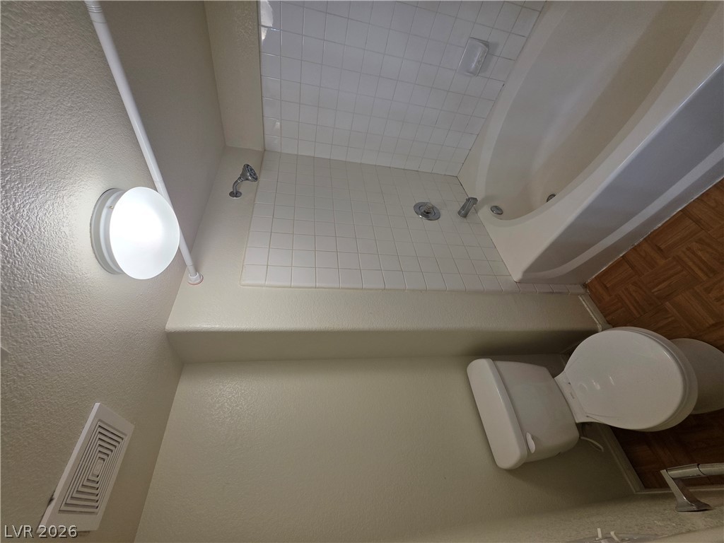 Photo 16 of 79, 3125 N Buffalo Drive #2104