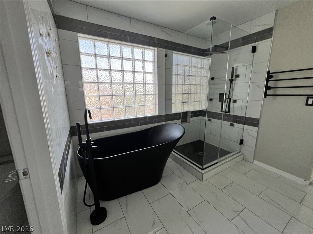 Photo 33 of 37, 6616 Black Oaks Street