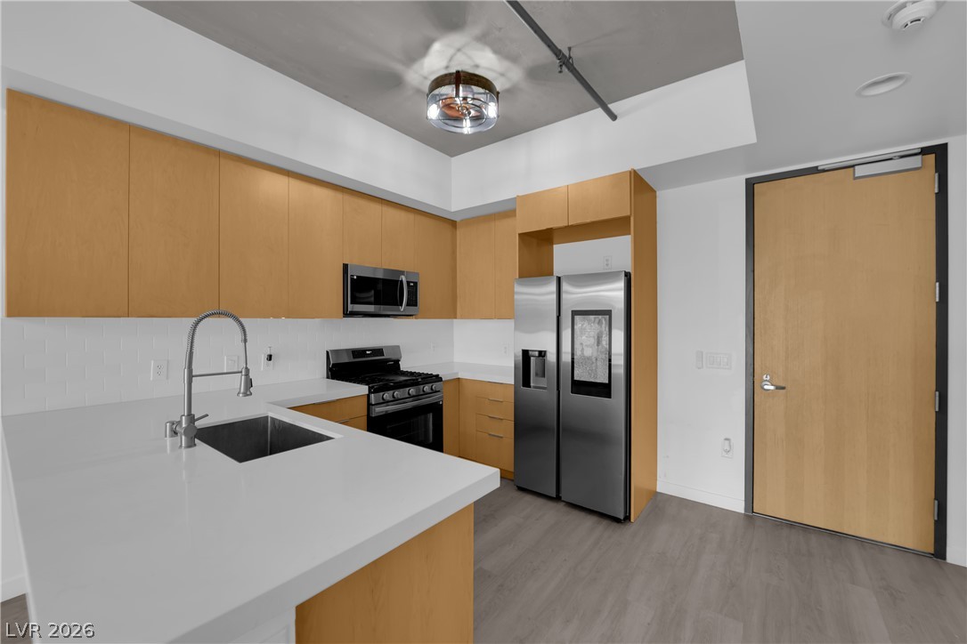 Photo 5 of 353 E Bonneville Avenue #257