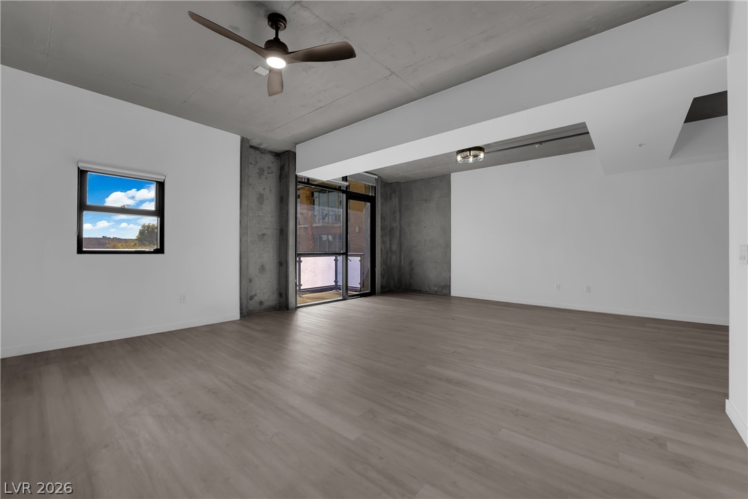 Photo 19 of 48, 353 E Bonneville Avenue #257