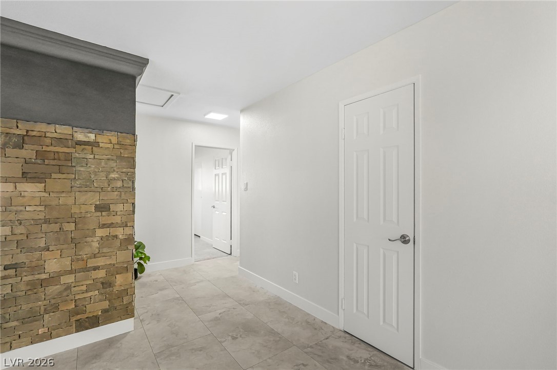 Photo 3 of 1712 Ludwig Drive