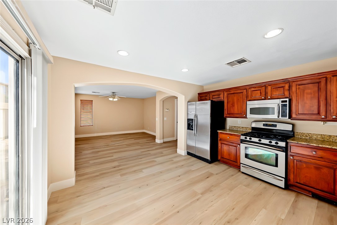 Photo 15 of 37, 2605 Wild Ambrosia Avenue