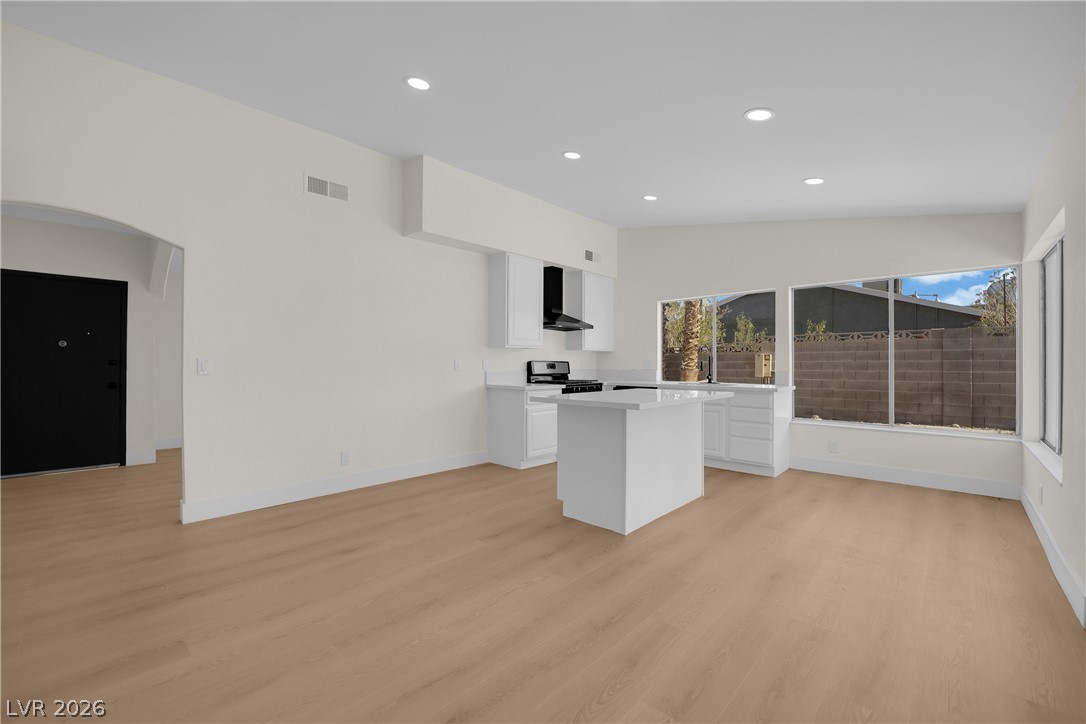 Photo 15 of 42, 5420 Oxbow Street