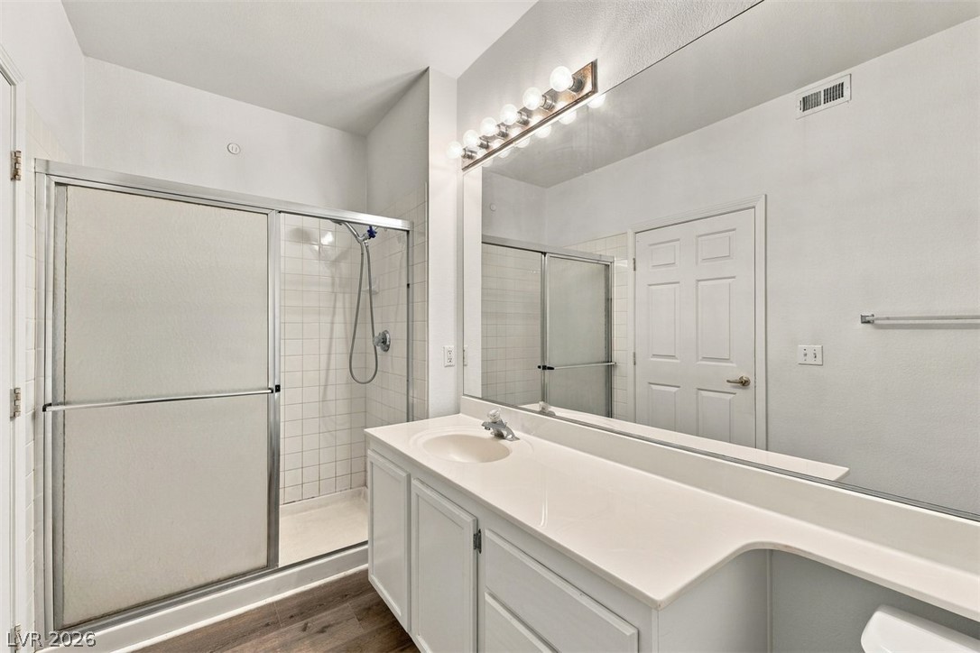 Photo 16 of 30, 1830 N Buffalo Drive #2108