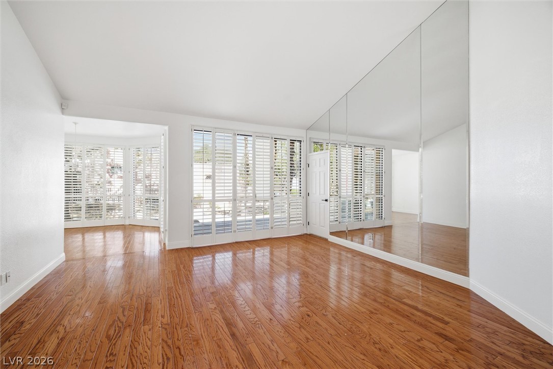Photo 8 of 29, 3330 Brookfield Drive