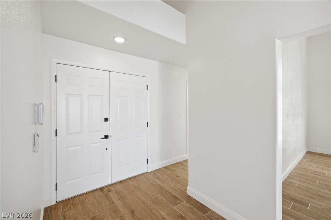 Photo 5 of 3330 Brookfield Drive
