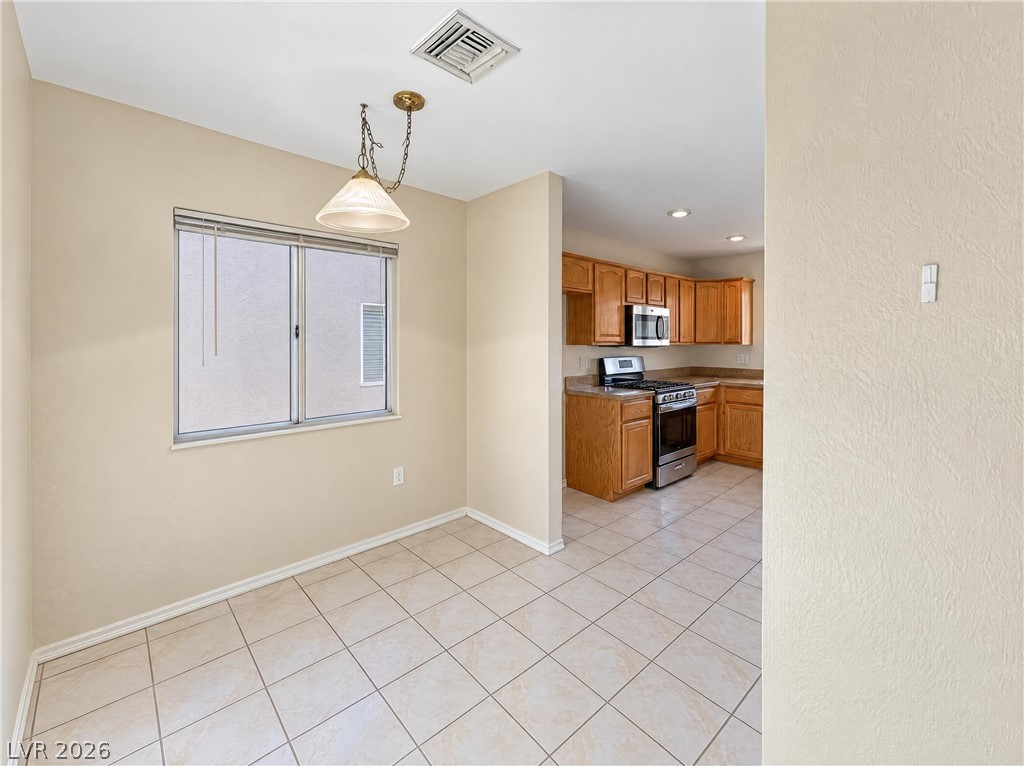 Photo 7 of 16, 2517 Palmridge Drive
