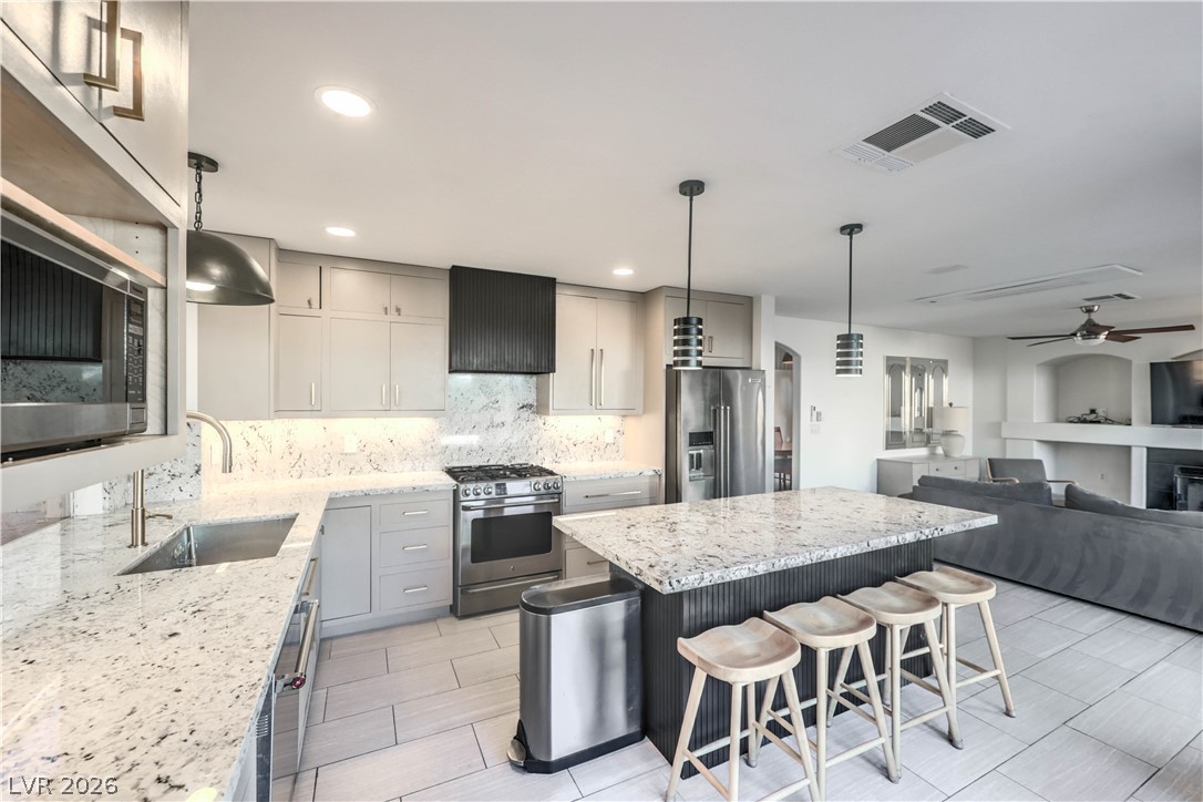 Photo 5 of 1729 Mexican Poppy Street