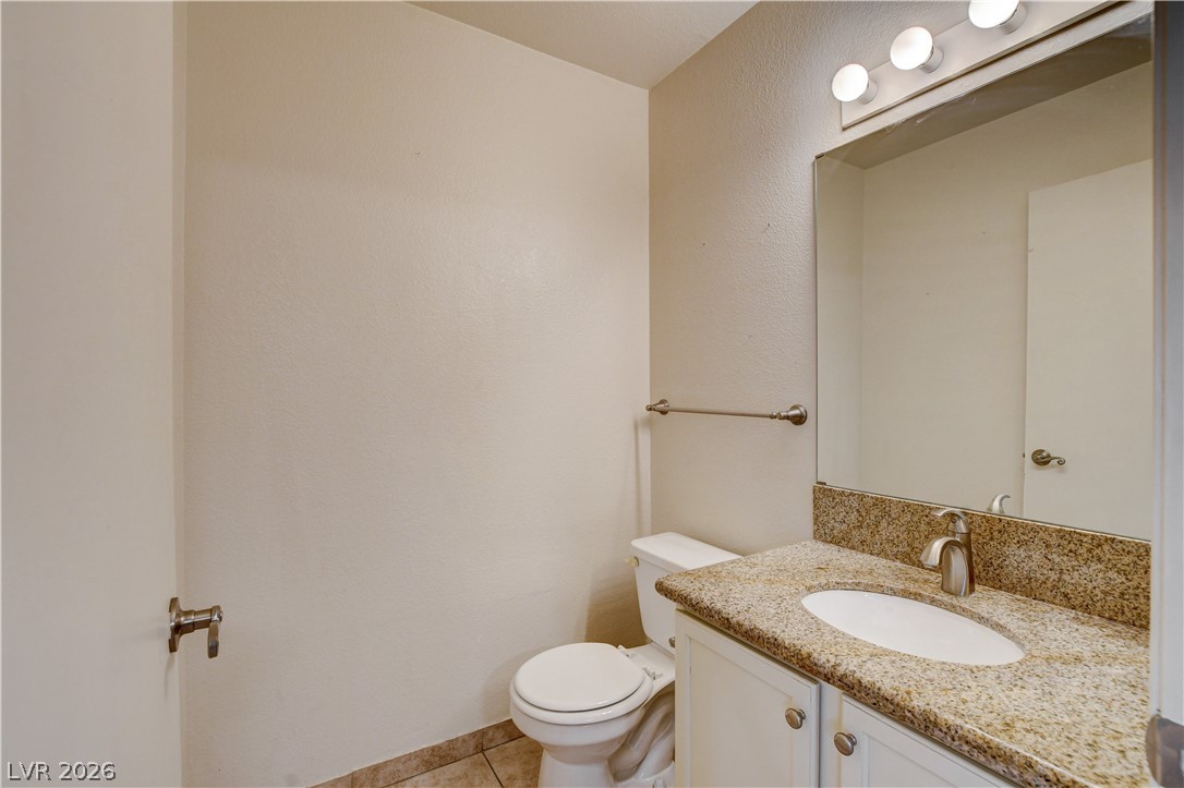 Photo 12 of 42, 1925 Hodgenville Street #104