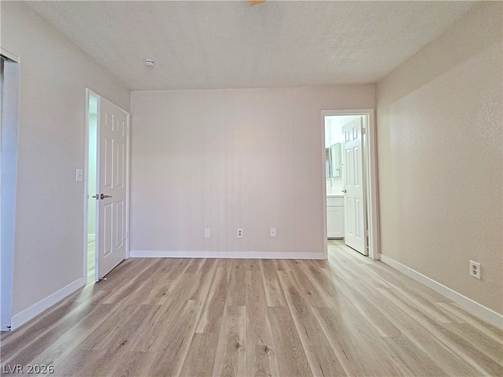 Photo 23 of 36, 1025 Willow Tree Drive #A