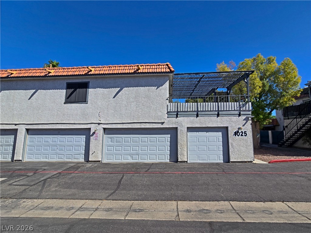 Photo 34 of 36, 1025 Willow Tree Drive #A