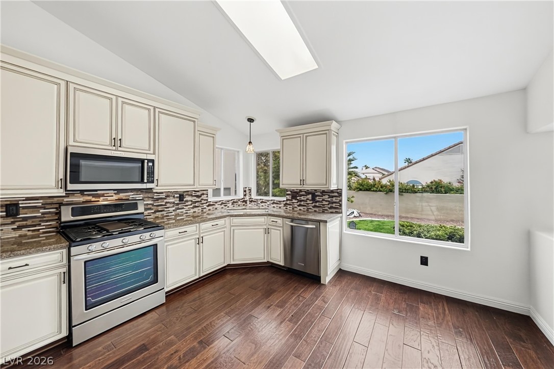 Photo 5 of 9474 Lightning Bay Court