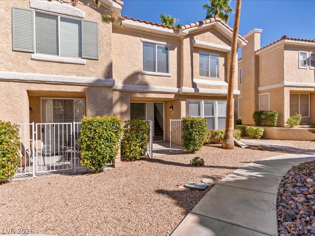 Photo 19 of 46, 251 S Green Valley Parkway #5111