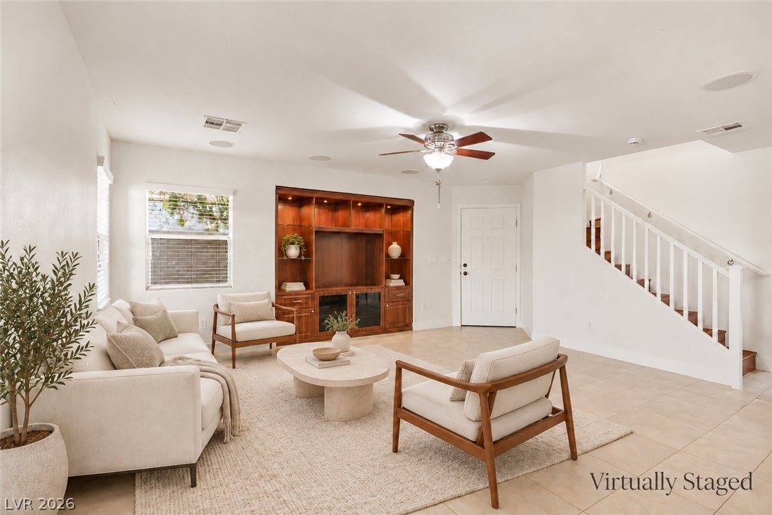 Photo 2 of 6043 W Dewey Drive