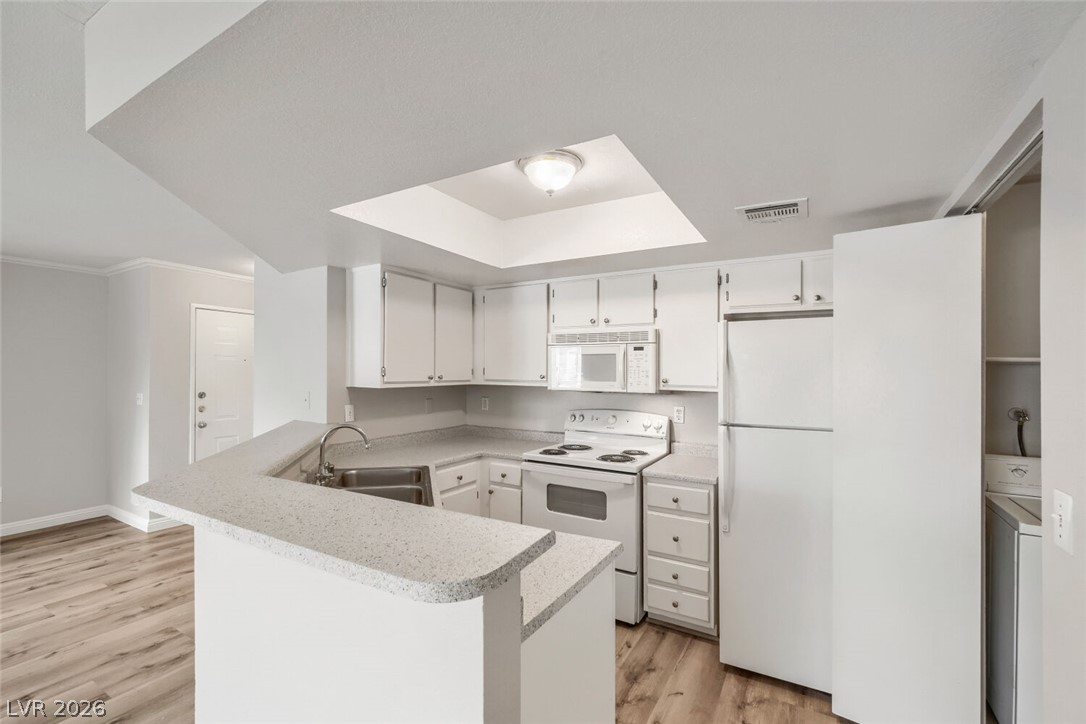 Photo 6 of 17, 8600 W CHARLESTON BL Boulevard #2080
