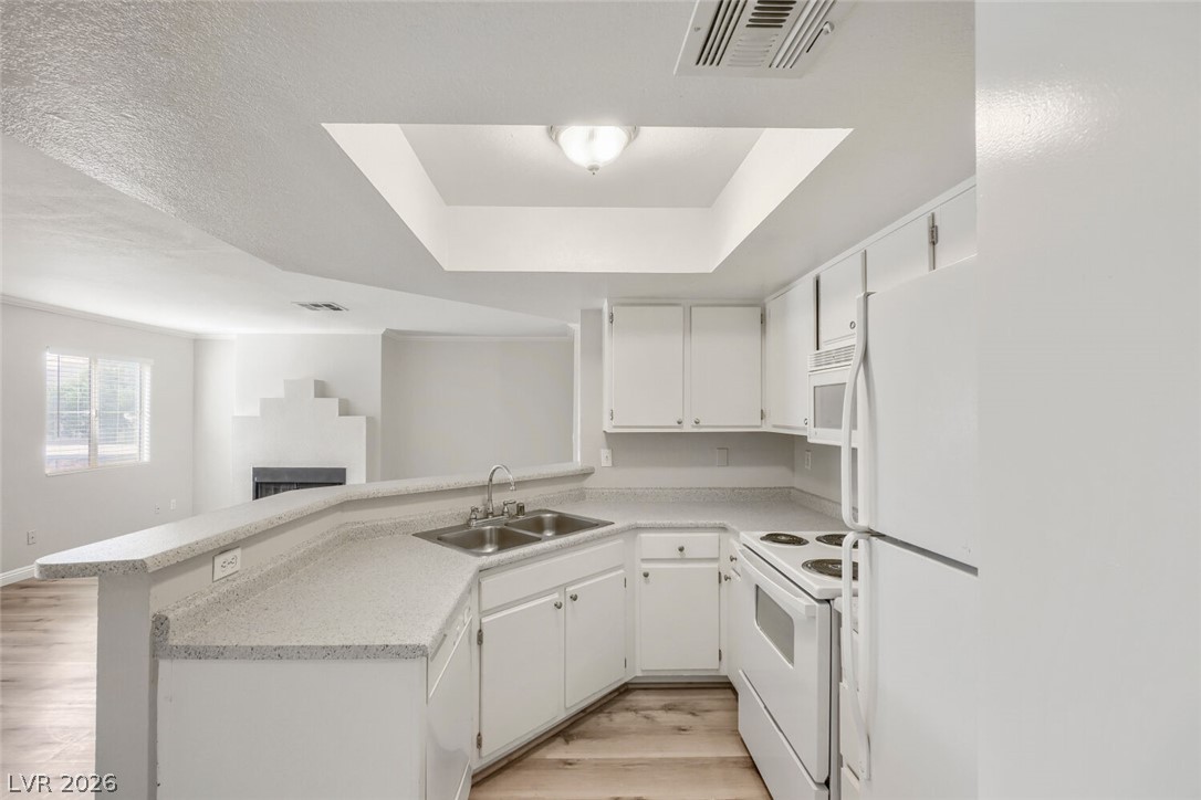Photo 7 of 17, 8600 W CHARLESTON BL Boulevard #2080