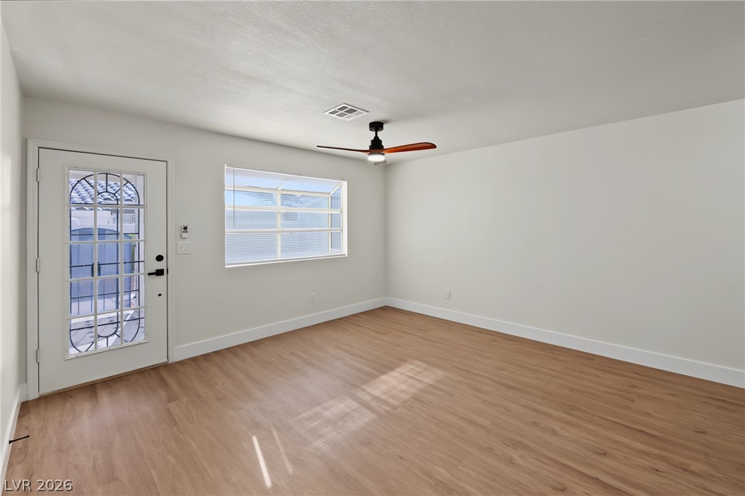Photo 22 of 28, 2041 Willowbury Drive #D