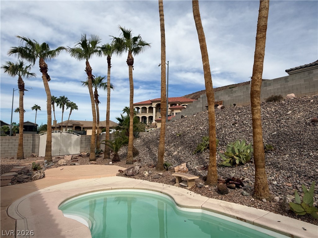 Photo 13 of 42, 899 Rhyolite Terrace