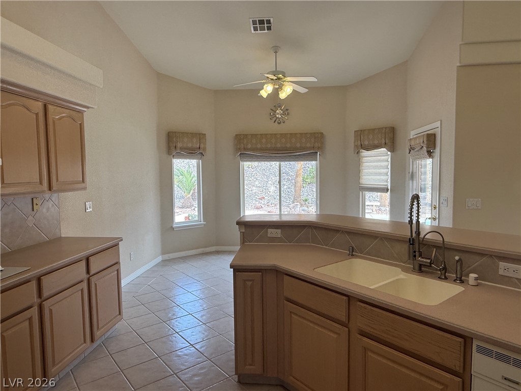 Photo 19 of 42, 899 Rhyolite Terrace
