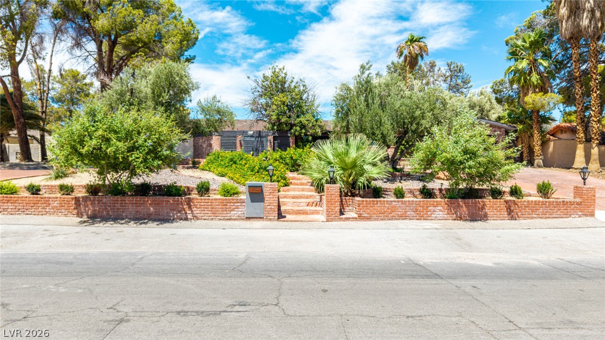 Photo 9 of 83, 1572 Santa Anita Drive