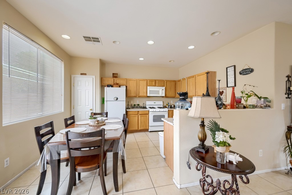 Photo 8 of 23, 6322 Rubylyn Avenue
