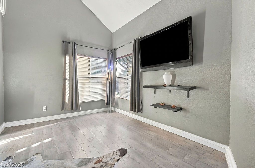 Photo 2 of 510 Elm Drive #202