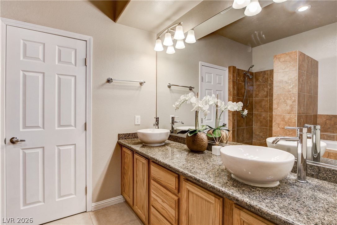 Photo 6 of 66, 10811 Ultima Court #102