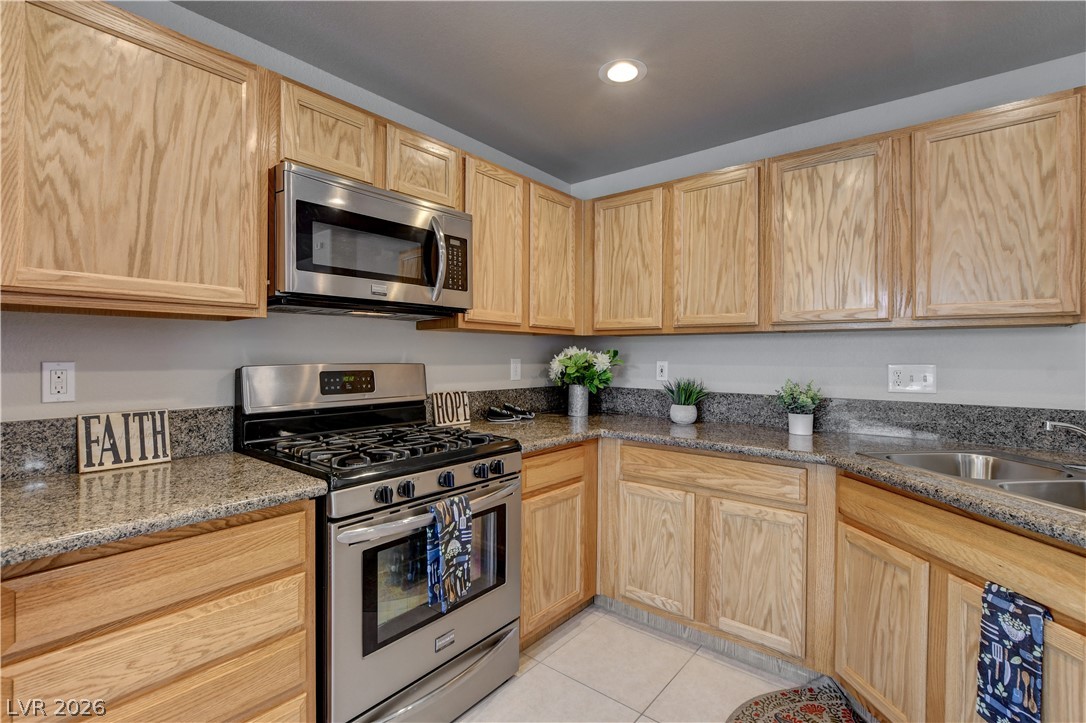 Photo 7 of 66, 10811 Ultima Court #102