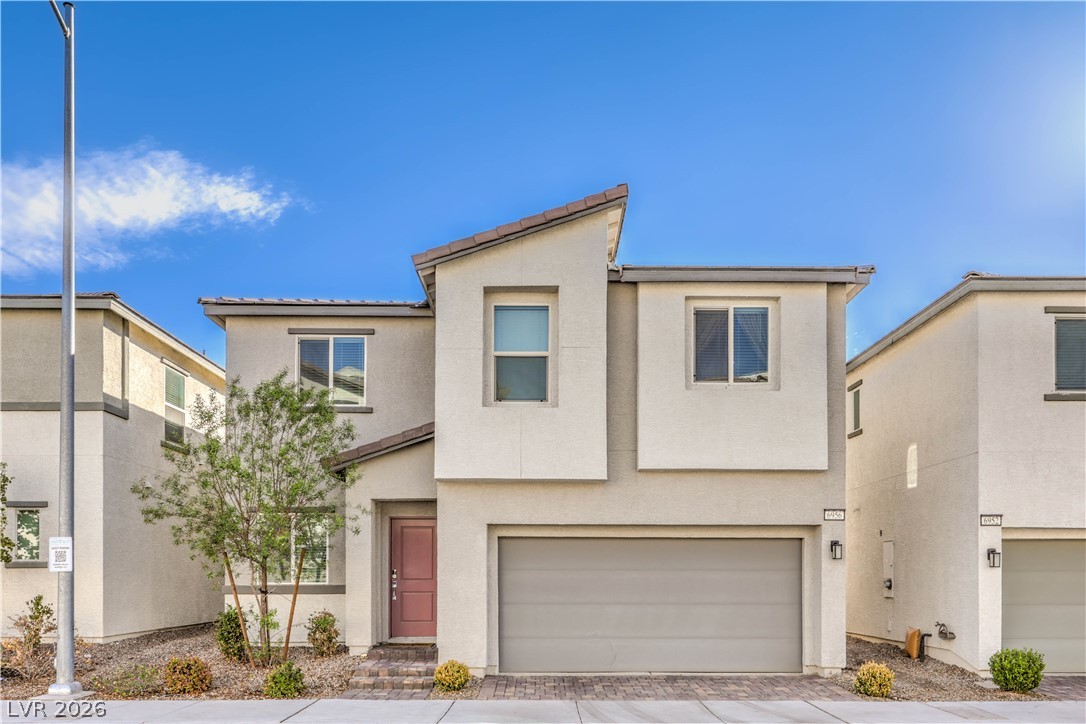 6956 Crimson Shadow Street, North Las Vegas