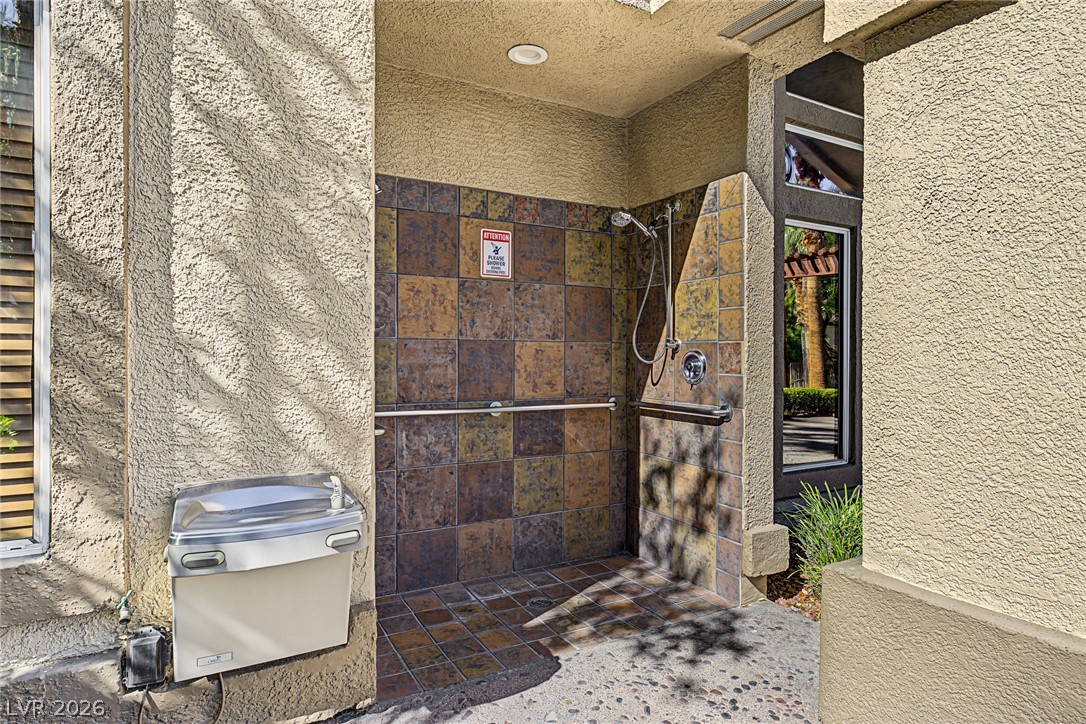 Photo 30 of 34, 3395 Cactus Shadow Street #104