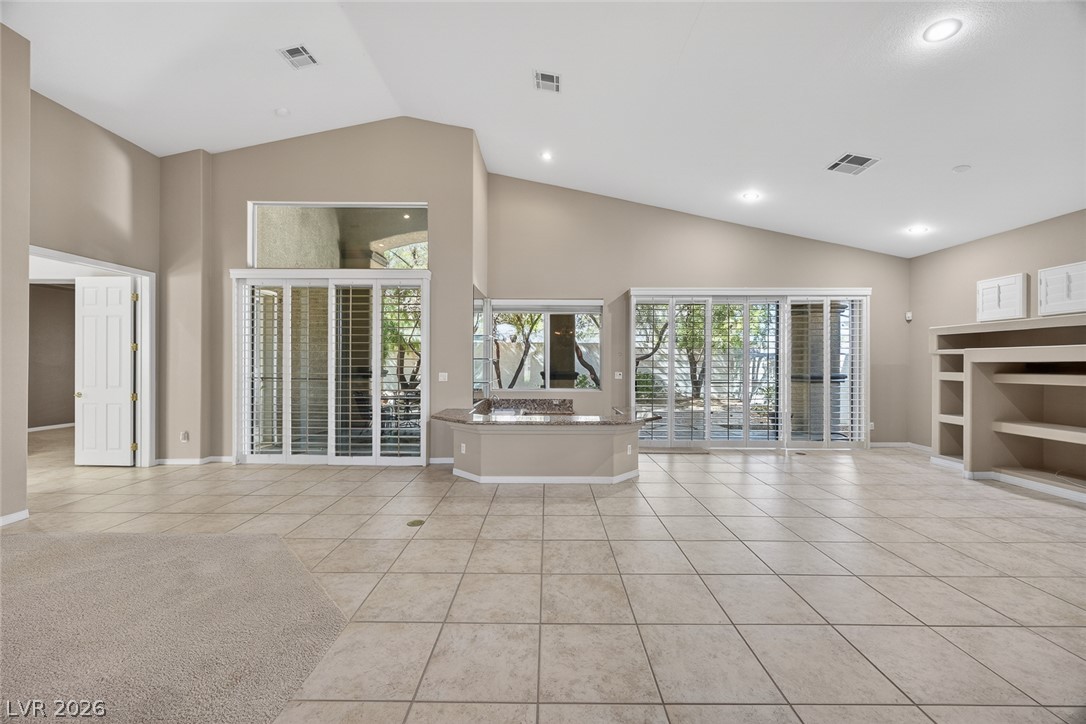Photo 6 of 35, 541 Summer Mesa Drive