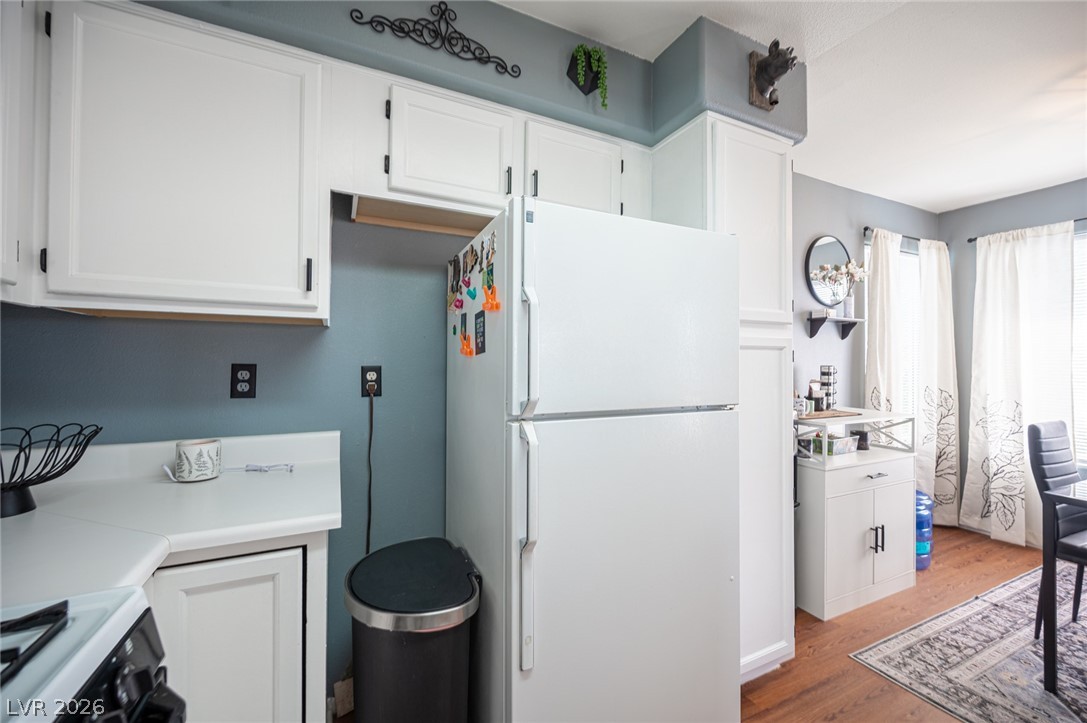 Photo 20 of 44, 3425 E Russell Road #251