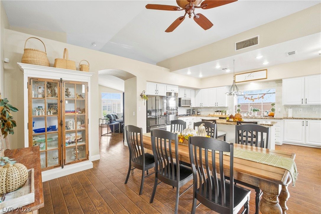 Photo 9 of 32, 2525 Vera Cruz Circle