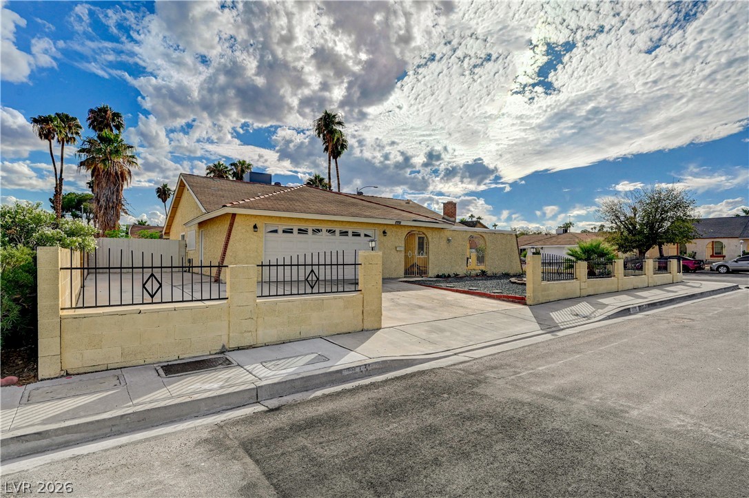 Photo 2 of 4445 Palencia Avenue