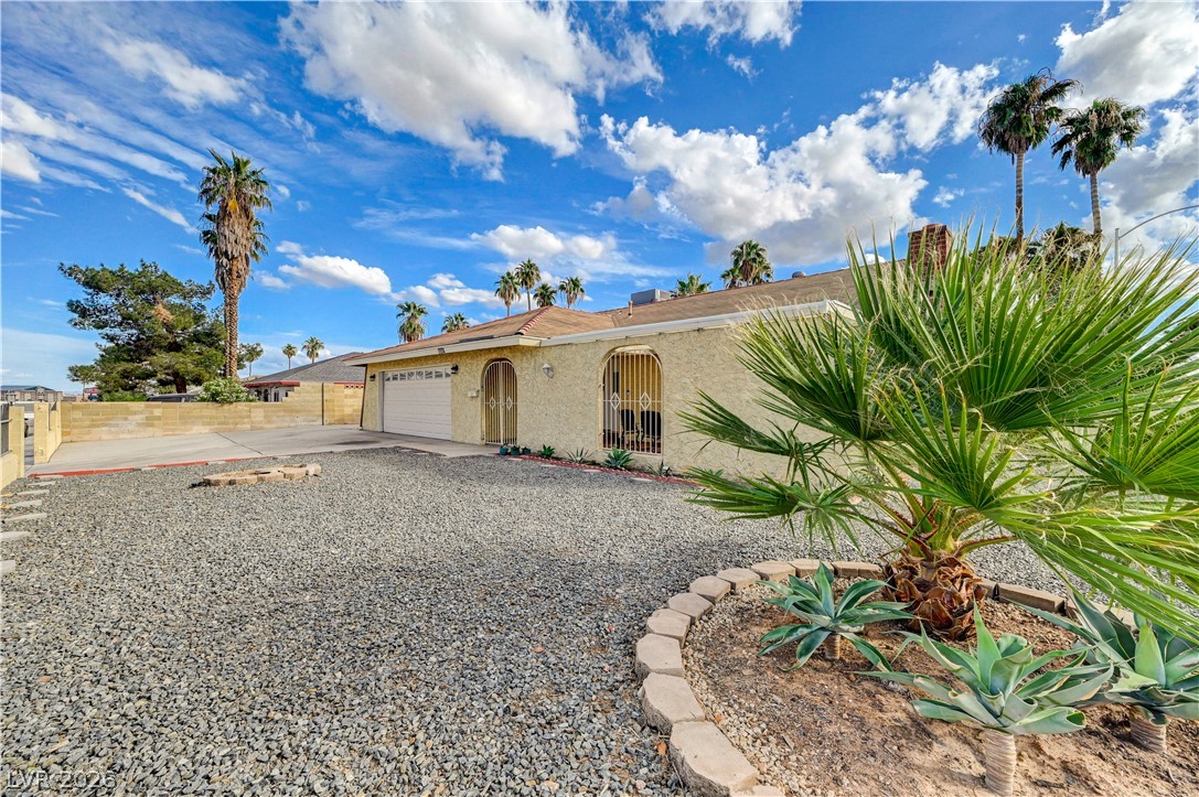 Photo 5 of 4445 Palencia Avenue