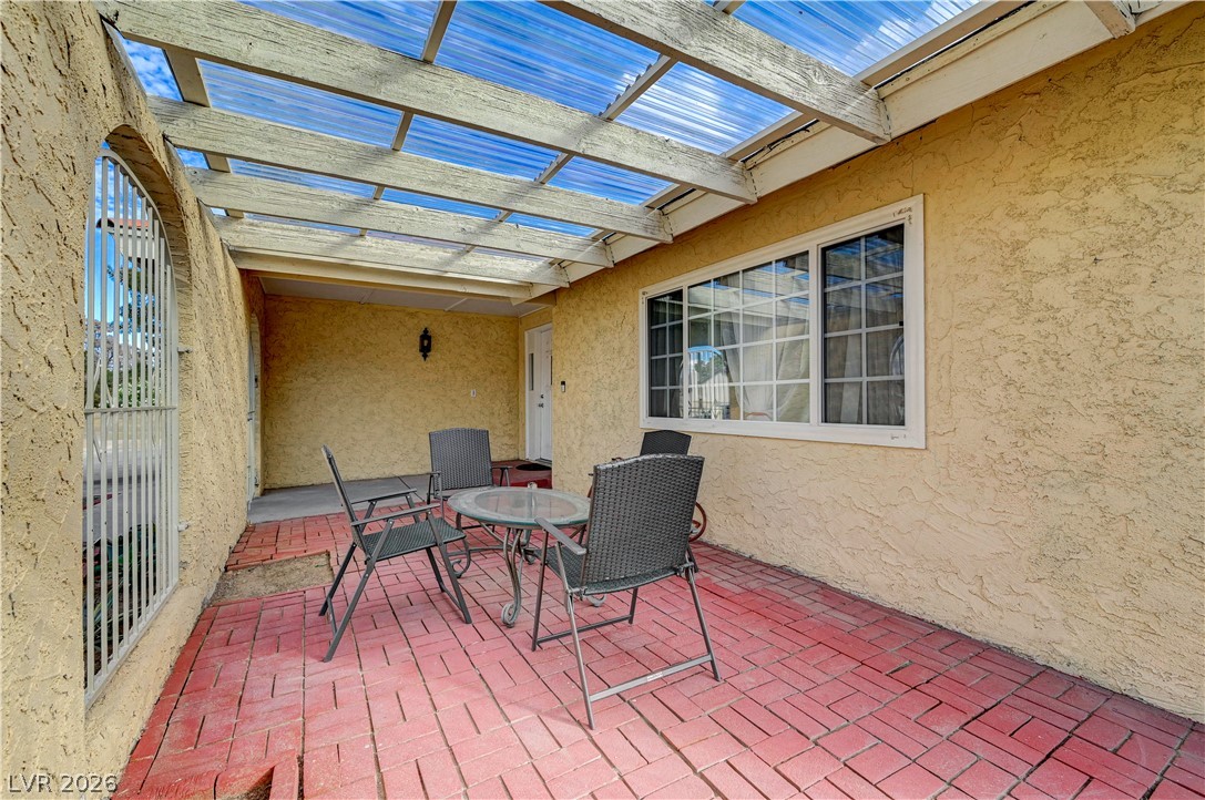 Photo 9 of 68, 4445 Palencia Avenue