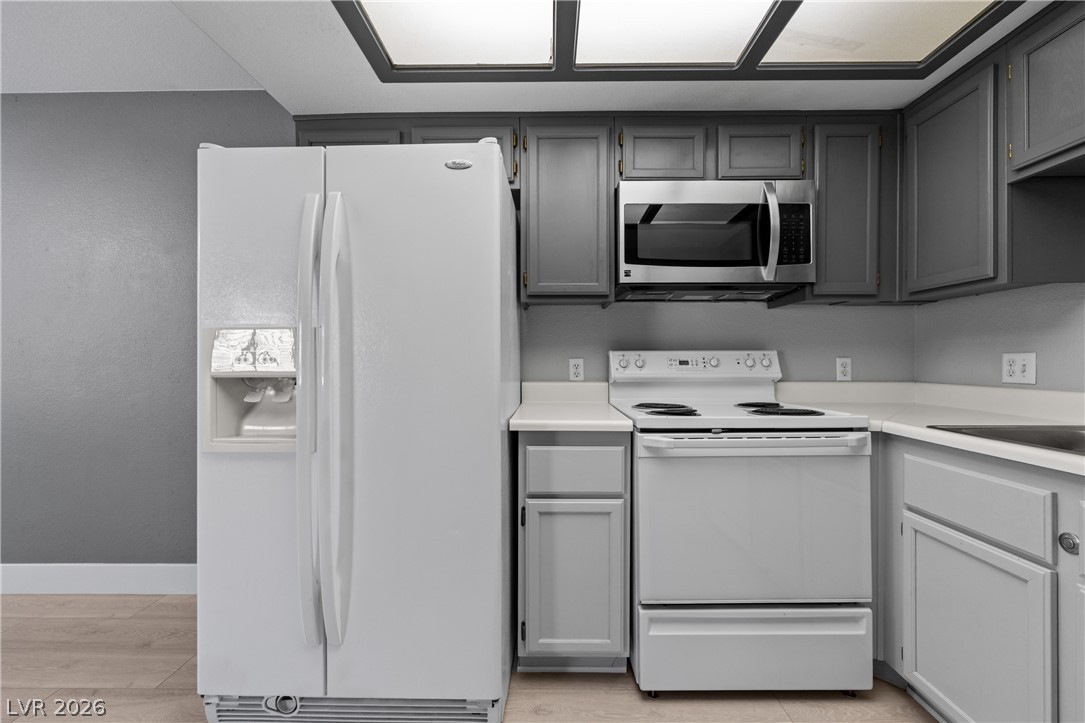Photo 9 of 21, 972 Mesquite Springs Drive #201