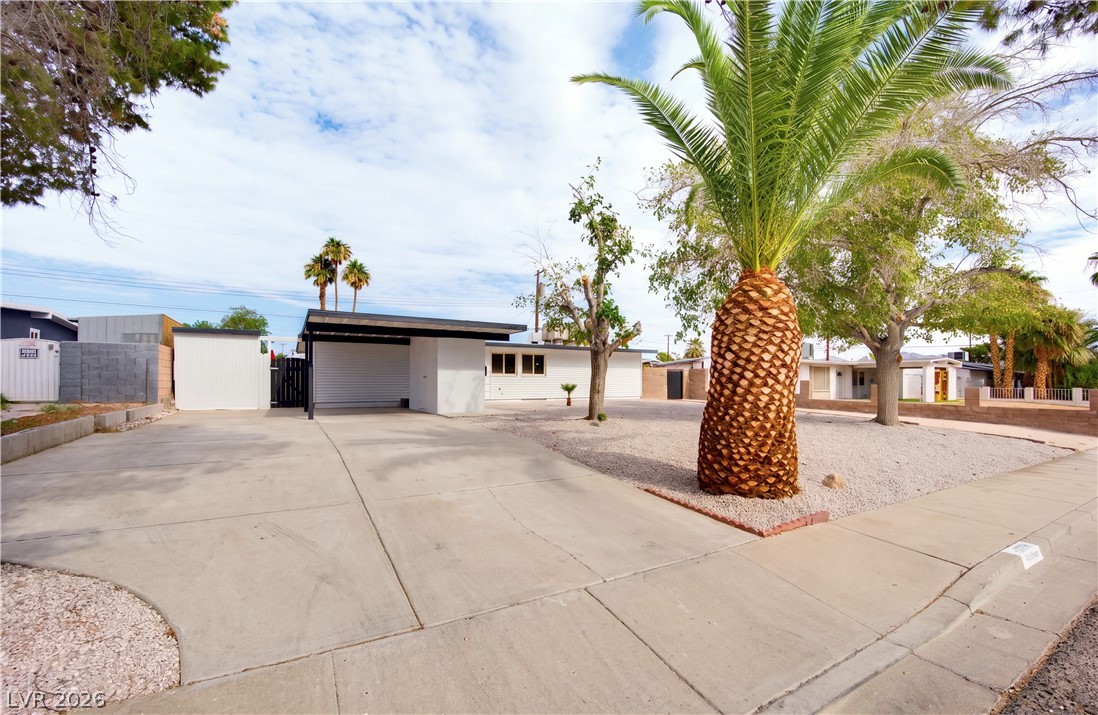 Photo 4 of 2330 Natalie Avenue