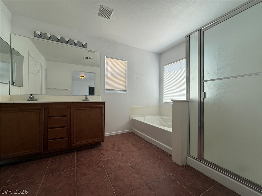 Photo 13 of 20, 3221 Aspinwall Court