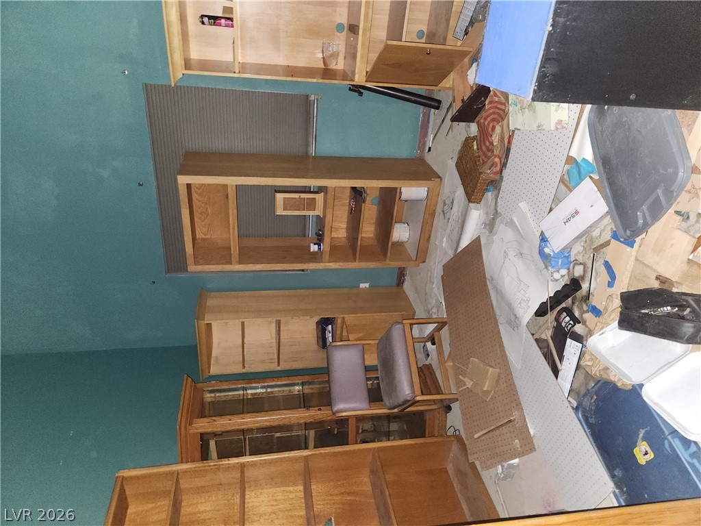 Photo 9 of 13, 906 Dodee Court