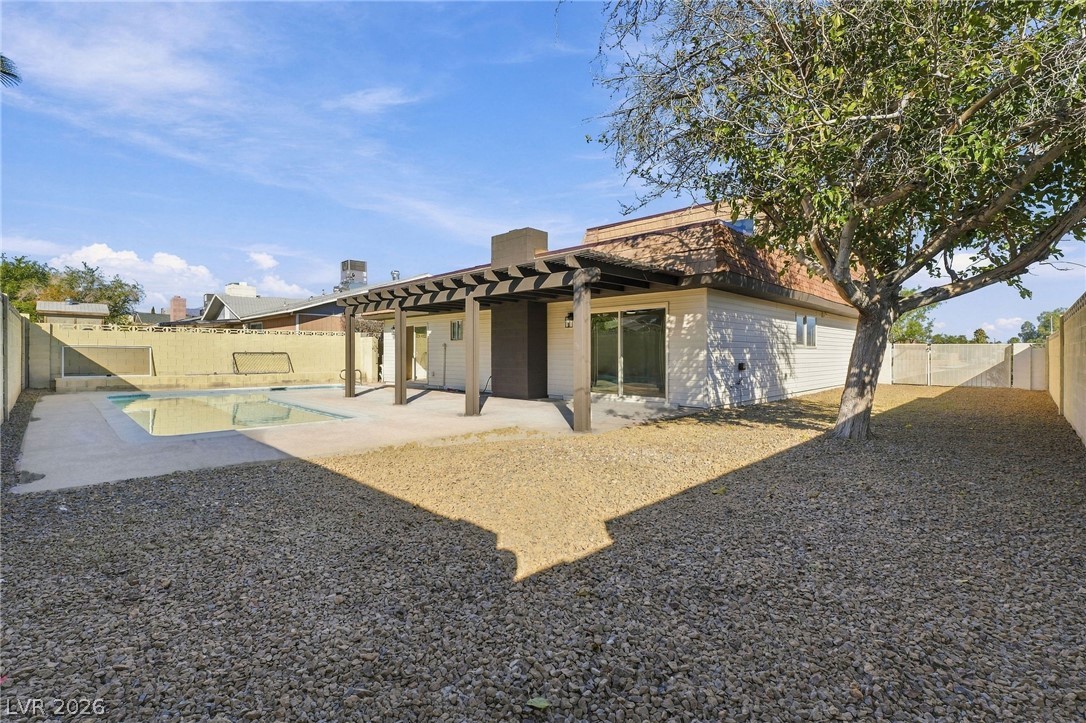 Photo 43 of 54, 7301 Pinedale Avenue
